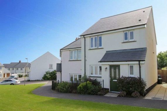 3 Bedroom Semi-Detac...